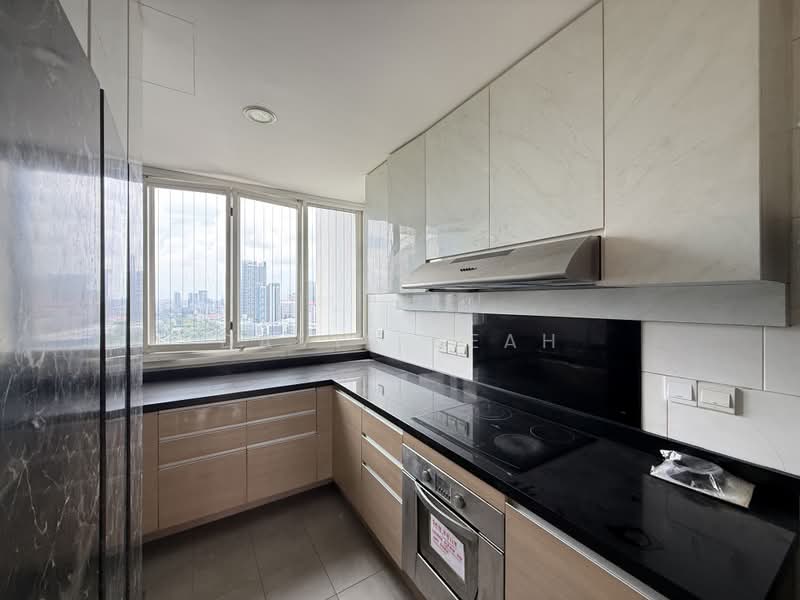 Clydes Residence, 78 Mergui Road, 3 Bedrooms, 1,119 sqft, Apartment For Sale, by David Seah, 500230417 - Kitchen - PropertyGuru.com.sg