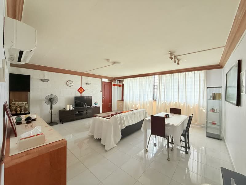341 Ubi Avenue 1, 341 Ubi Avenue 1, 3 Bedrooms, 1,119 sqft, HDB Flat For Sale, by James Yeo, 500230419 - Living Room - PropertyGuru.com.sg