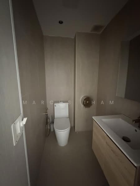 Ground Floor Shophouse Facing Main Tanjong Pagar Road, Tanjong Pagar Road, Chinatown / Tanjong Pagar, 1,800 sqft, Shop / Shophouse For Rent, by Marcus Tham, 500230423 - Bathroom - CommercialGuru.com.sg