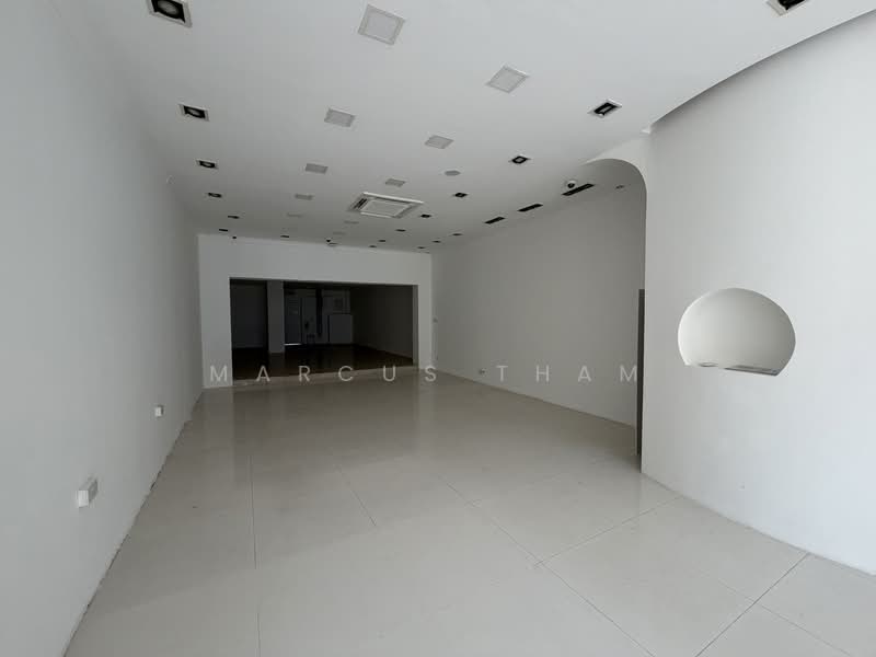 Ground Floor Shophouse Facing Main Tanjong Pagar Road, Tanjong Pagar Road, Chinatown / Tanjong Pagar, 1,800 sqft, Shop / Shophouse For Rent, by Marcus Tham, 500230423 - Interior - CommercialGuru.com.sg