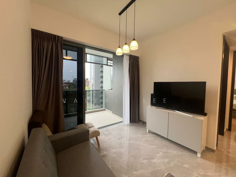 JadeScape, 16 Shunfu Road, 2 Bedrooms, 764 sqft, Condominium For Sale, by Valerie Lee, 500230426 - Living Room - PropertyGuru.com.sg