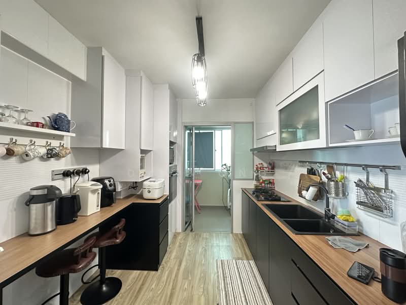 130A Canberra Crescent, 130A Canberra Street, 3 Bedrooms, 1,001 sqft, HDB Flat For Sale, by Dave Ong, 500230428 - Kitchen - PropertyGuru.com.sg