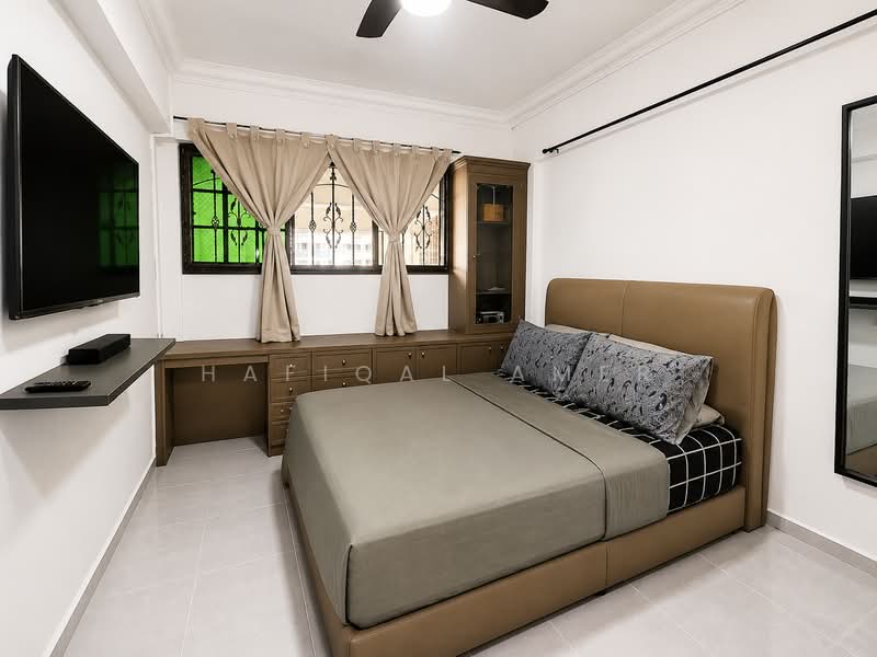 104 Tampines Street 11, 104 Tampines Street 11, 2 Bedrooms, 807 sqft, HDB Flat For Sale, by Hafiqal Amer, 500230431 - Bedroom - PropertyGuru.com.sg