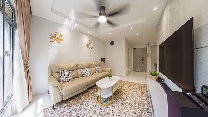 222B Bedok North Drive, 222B Bedok North Drive, 3 Bedrooms, 990 sqft, HDB Flat For Sale, by Rusydi Ismail, 500230443 - Living Room - PropertyGuru.com.sg