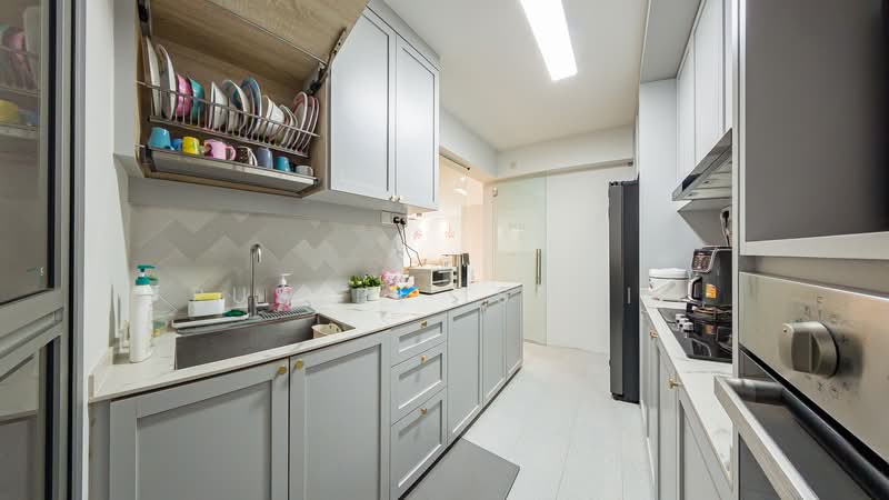 222B Bedok North Drive, 222B Bedok North Drive, 3 Bedrooms, 990 sqft, HDB Flat For Sale, by Rusydi Ismail, 500230443 - Kitchen - PropertyGuru.com.sg