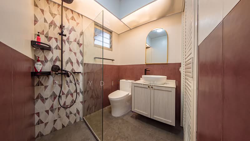 222B Bedok North Drive, 222B Bedok North Drive, 3 Bedrooms, 990 sqft, HDB Flat For Sale, by Rusydi Ismail, 500230443 - Bathroom - PropertyGuru.com.sg