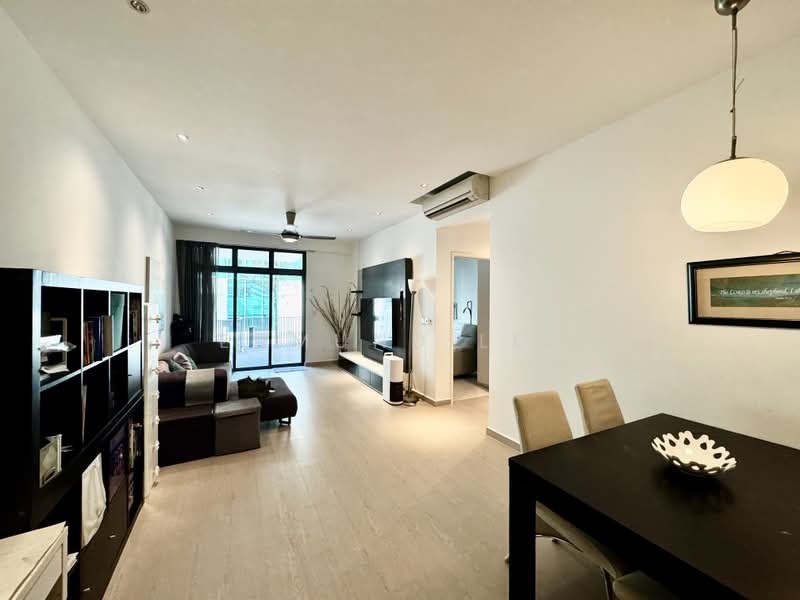 Rosewood Suites, 61 Rosewood Drive, 3 Bedrooms, 1,550 sqft, Condominium For Sale, by Edmund Lee, 500230448 - Living Room - PropertyGuru.com.sg