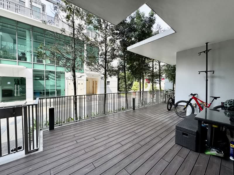 Rosewood Suites, 61 Rosewood Drive, 3 Bedrooms, 1,550 sqft, Condominium For Sale, by Edmund Lee, 500230448 - Balcony - PropertyGuru.com.sg
