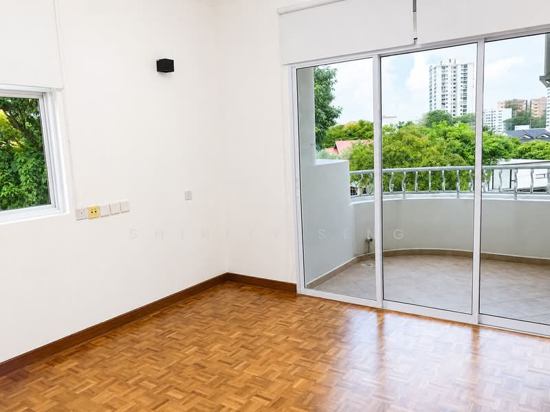 Charming Garden, 138 King's Road, 5 Bedrooms, 2,476 sqft, Condominium For Rent, by Shirley Seng, 500230450 - Balcony - PropertyGuru.com.sg