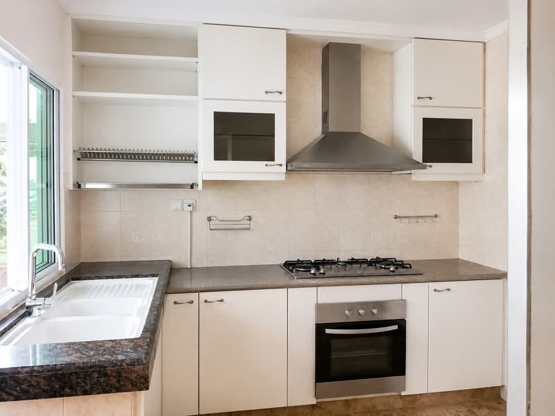 Charming Garden, 138 King's Road, 5 Bedrooms, 2,476 sqft, Condominium For Rent, by Shirley Seng, 500230450 - Kitchen - PropertyGuru.com.sg