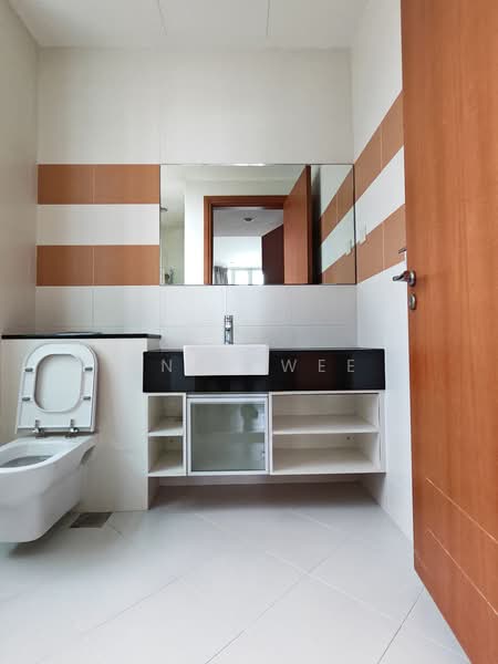 Namly Crescent, , 5 Bedrooms, 3,800 sqft, Semi-Detached House For Rent, by Andy Wee, 500230451 - Bathroom - PropertyGuru.com.sg