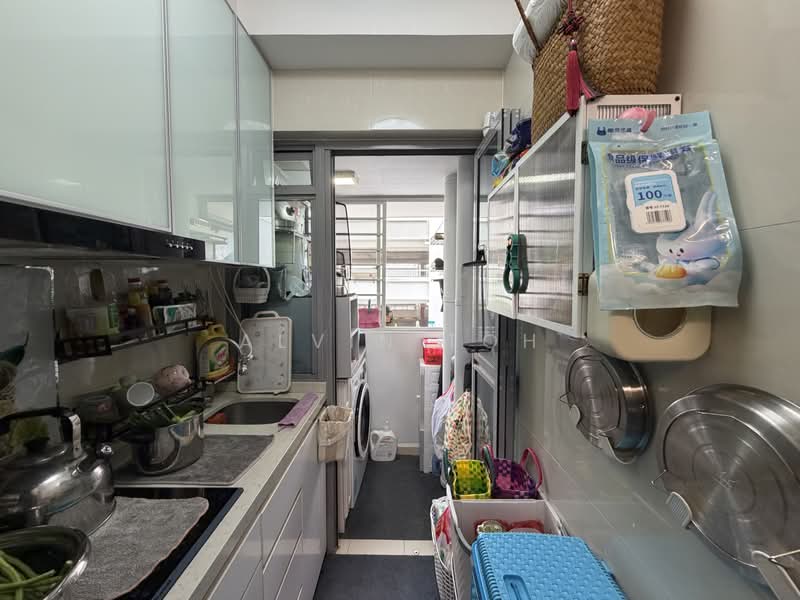 520A Tampines Central 8, 520A Tampines Central 8, 2 Bedrooms, 657 sqft, HDB Flat For Sale, by Alvin Toh, 500230463 - Kitchen - PropertyGuru.com.sg