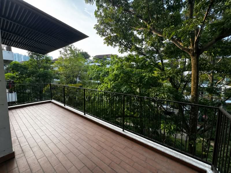 Varsity Park Condominium, 34 West Coast Road, 3 Bedrooms, 1,464 sqft, Condominium For Rent, by Vivien Yeo, 500230468 - Balcony - PropertyGuru.com.sg