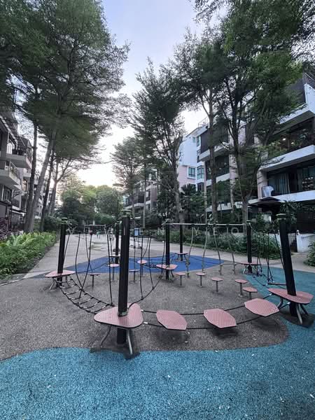 Varsity Park Condominium, 34 West Coast Road, 3 Bedrooms, 1,464 sqft, Condominium For Rent, by Vivien Yeo, 500230468 - Exterior - PropertyGuru.com.sg