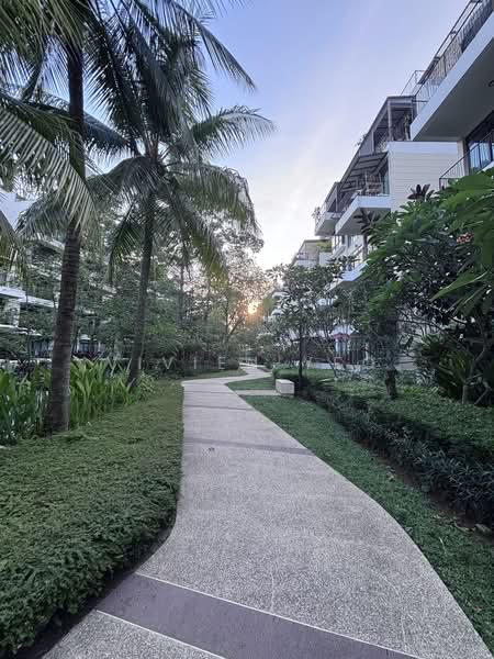 Varsity Park Condominium, 34 West Coast Road, 3 Bedrooms, 1,464 sqft, Condominium For Rent, by Vivien Yeo, 500230468 - Exterior - PropertyGuru.com.sg
