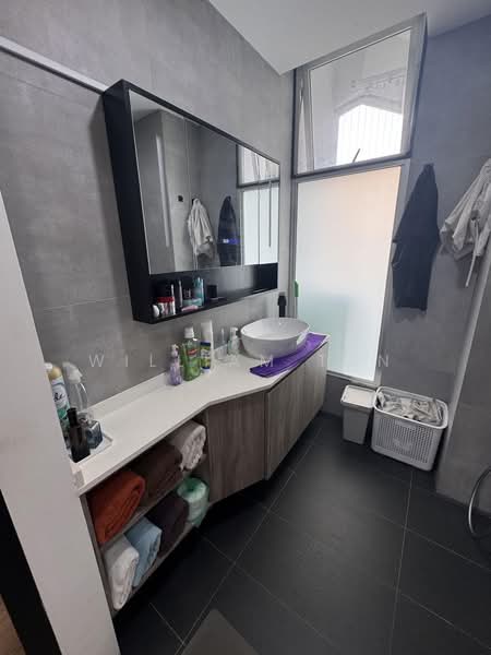 Kerrisdale, 30 Sturdee Road, 3 Bedrooms, 1,259 sqft, Condominium For Sale, by William Tan, 500230472 - Bathroom - PropertyGuru.com.sg