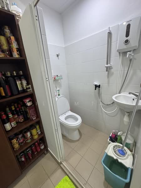 Kerrisdale, 30 Sturdee Road, 3 Bedrooms, 1,259 sqft, Condominium For Sale, by William Tan, 500230472 - Bathroom - PropertyGuru.com.sg