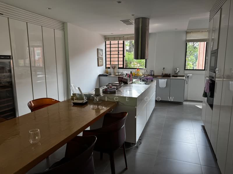 Loyang Valley, 200 Loyang Avenue, 2 Bedrooms, 1,581 sqft, Condominium For Rent, by Shernice Gow, 500230481 - Kitchen - PropertyGuru.com.sg