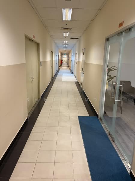 Crescent @ Kallang, 47 Kallang Pudding Road, 947 sqft, Light Industrial (B1) For Rent, by Shah Nanda, 500230494 - Corridor - CommercialGuru.com.sg