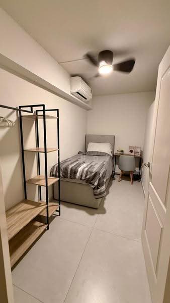 307 Clementi Avenue 4, 307 Clementi Avenue 4, Buona Vista / West Coast / Clementi New Town, Room Rental, 150 sqft, HDB Flat For Rent, by Mandy Tan, 500230506 - Bedroom - PropertyGuru.com.sg