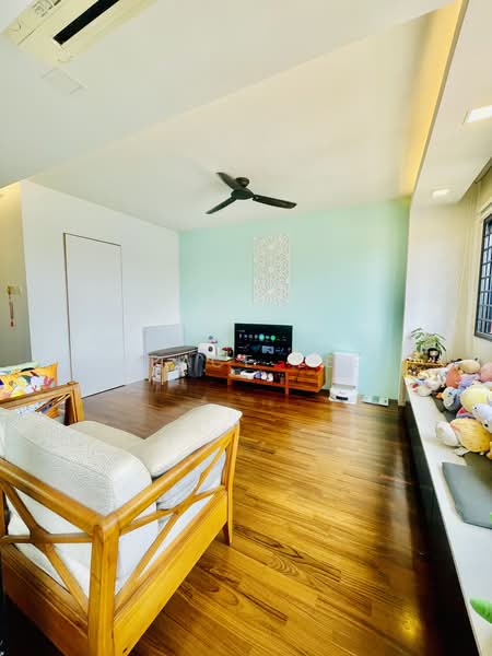 2 Toh Yi Drive, 2 Toh Yi Drive, 4 Bedrooms, 1,572 sqft, HDB Flat For Sale, by Grace Lee, 500230508 - Living Room - PropertyGuru.com.sg