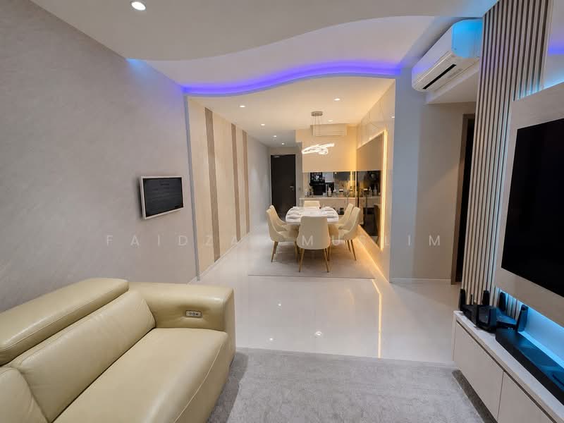 Treasure at Tampines, 5 Tampines Lane, Pasir Ris / Tampines, 3 Bedrooms, 1,033 sqft, Condominium For Sale, by Faidzal Muslim, 500230513 - Living Room - PropertyGuru.com.sg