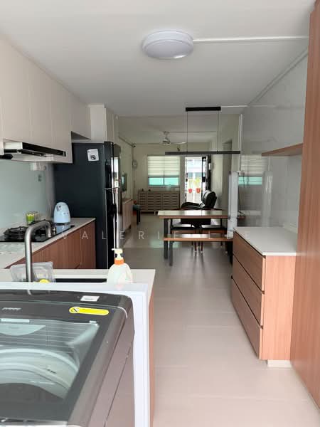 435 Ang Mo Kio Avenue 10, 435 Ang Mo Kio Avenue 10, 2 Bedrooms, 721 sqft, HDB Flat For Rent, by Valerie Lee, 500230520 - Kitchen - PropertyGuru.com.sg