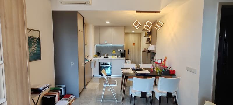 Sengkang Grand Residences, 72 Compassvale Bow, Hougang / Punggol / Sengkang, 2 Bedrooms, 764 sqft, Condominium For Sale, by Paul Lian, 500230525 - Kitchen - PropertyGuru.com.sg