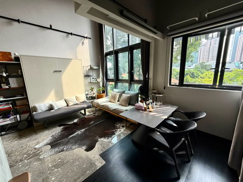 120 Grange, 120 Grange Road, 1 Bedroom, 484 sqft, Condominium For Sale, by Betsy Loh, 500230526 - Living Room - PropertyGuru.com.sg