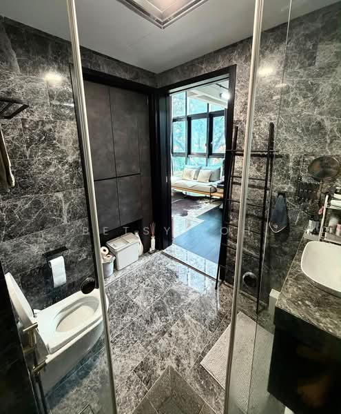 120 Grange, 120 Grange Road, 1 Bedroom, 484 sqft, Condominium For Sale, by Betsy Loh, 500230526 - Bathroom - PropertyGuru.com.sg