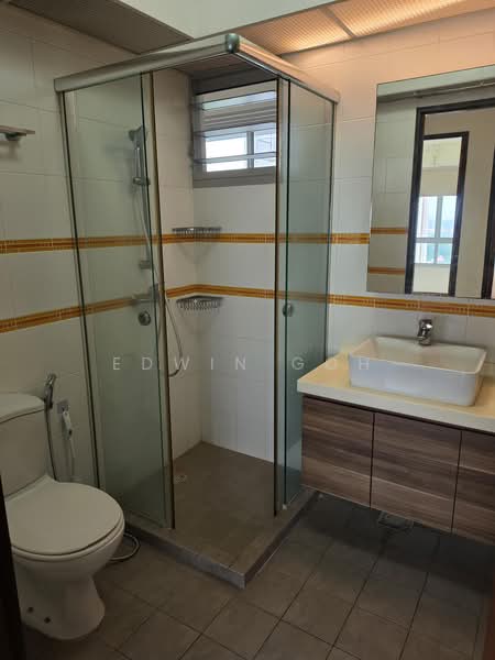 23 Ghim Moh Link, 23 Ghim Moh Link, 3 Bedrooms, 1,214 sqft, HDB Flat For Rent, by Edwin Goh, 500230532 - Bathroom - PropertyGuru.com.sg