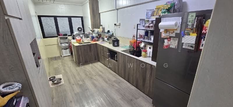 164 Bukit Batok Street 11, 164 Bukit Batok Street 11, 2 Bedrooms, 786 sqft, HDB Flat For Sale, by Sheila Wong, 500230533 - Kitchen - PropertyGuru.com.sg