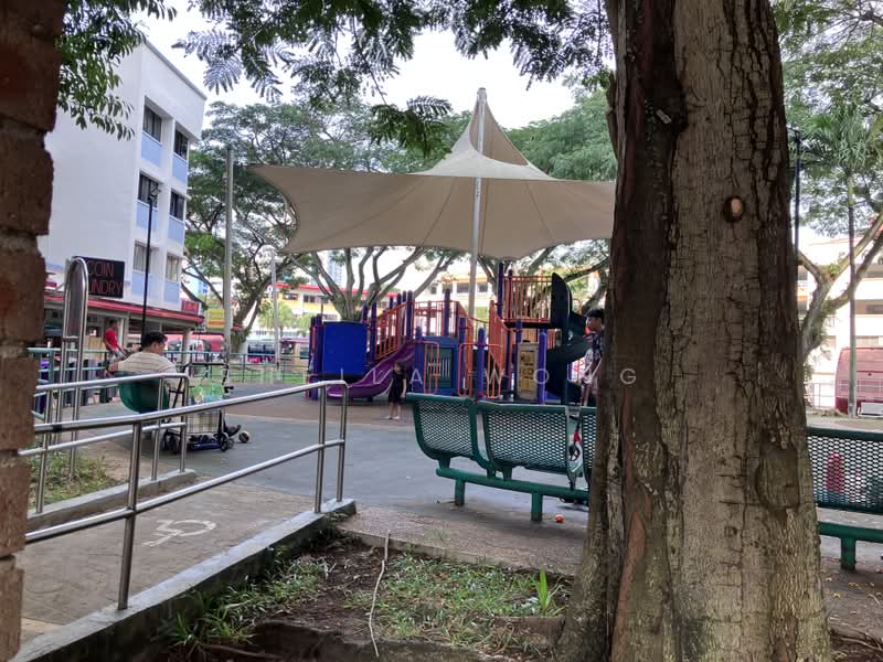 164 Bukit Batok Street 11, 164 Bukit Batok Street 11, 2 Bedrooms, 786 sqft, HDB Flat For Sale, by Sheila Wong, 500230533 - Exterior - PropertyGuru.com.sg
