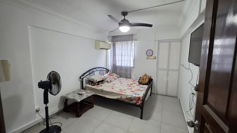 413 Bedok North Avenue 2, 413 Bedok North Avenue 2, 2 Bedrooms, 721 sqft, HDB Flat For Rent, by Lydia Hanim, 500230537 - Bedroom - PropertyGuru.com.sg