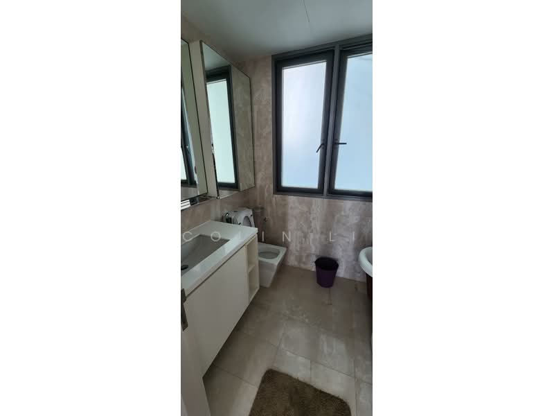 Kingsford Hillview Peak, 105 Hillview Rise, 2 Bedrooms, 786 sqft, Condominium For Rent, by Colin Li, 500230543 - Bathroom - PropertyGuru.com.sg