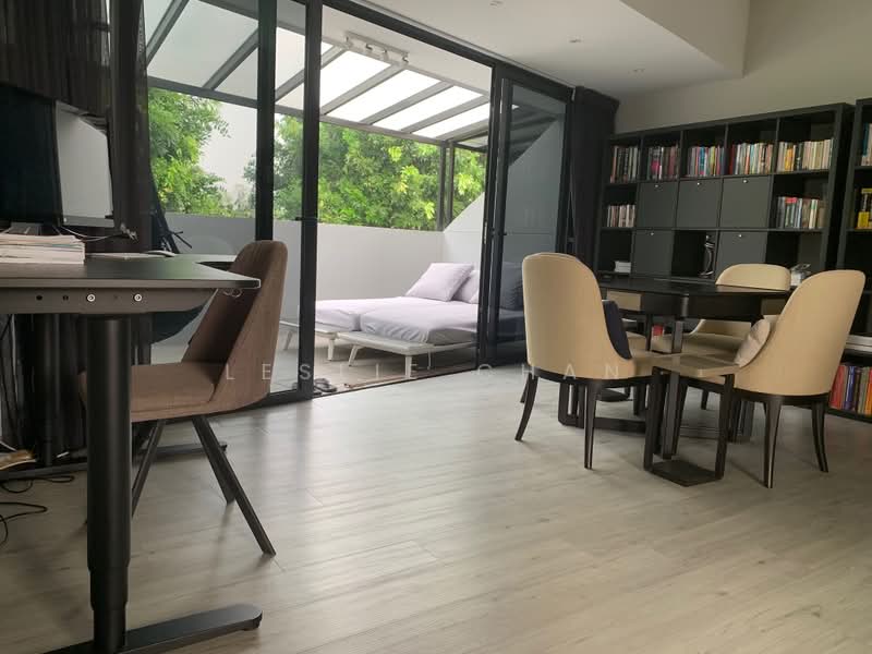 Exclusive Listing (50% fee sharing to co-brokers): Corner Terrace by the Park! Seaside Living!, , 6 Bedrooms, 7,500 sqft, Corner Terrace For Sale, by Leslie Chan, 500230555 - Study - PropertyGuru.com.sg