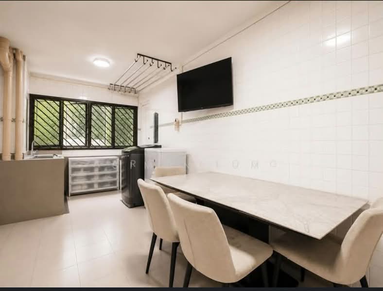 701 Bedok Reservoir Road, 701 Bedok Reservoir Road, 2 Bedrooms, 883 sqft, HDB Flat For Sale, by Simon Lum, 500230557 - Kitchen - PropertyGuru.com.sg