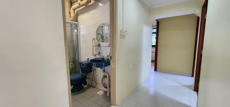 184 Stirling Road, 184 Stirling Road, 3 Bedrooms, 1,238 sqft, HDB Flat For Sale, by Doris Lee, 500230560 - Bathroom - PropertyGuru.com.sg