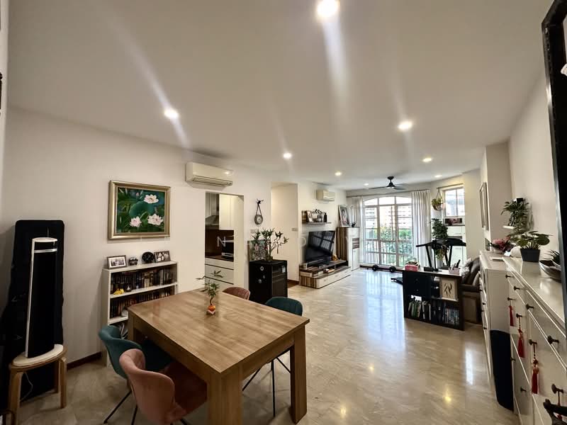Villa Martia, 11 Martia Road, 3 Bedrooms, 1,281 sqft, Condominium For Sale, by Leonard Yew, 500230585 - Living Room - PropertyGuru.com.sg