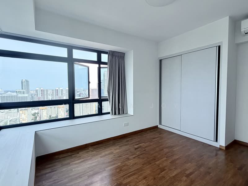 City Square Residences, 8 Kitchener Link, 2 Bedrooms, 872 sqft, Condominium For Rent, by Mikaela Joy, 500230591 - Master Bedroom - PropertyGuru.com.sg