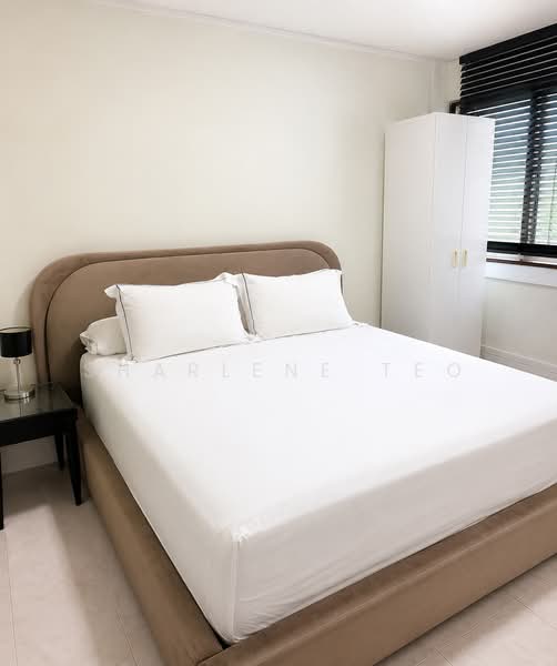 9 Lorong 7 Toa Payoh, 9 Lorong 7 Toa Payoh, 2 Bedrooms, 710 sqft, HDB Flat For Sale, by Sharlene Teo, 500230593 - Bedroom 1 - PropertyGuru.com.sg