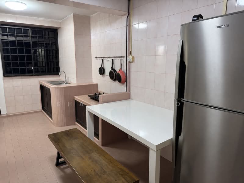 9 Lorong 7 Toa Payoh, 9 Lorong 7 Toa Payoh, 2 Bedrooms, 710 sqft, HDB Flat For Sale, by Sharlene Teo, 500230593 - Kitchen - PropertyGuru.com.sg