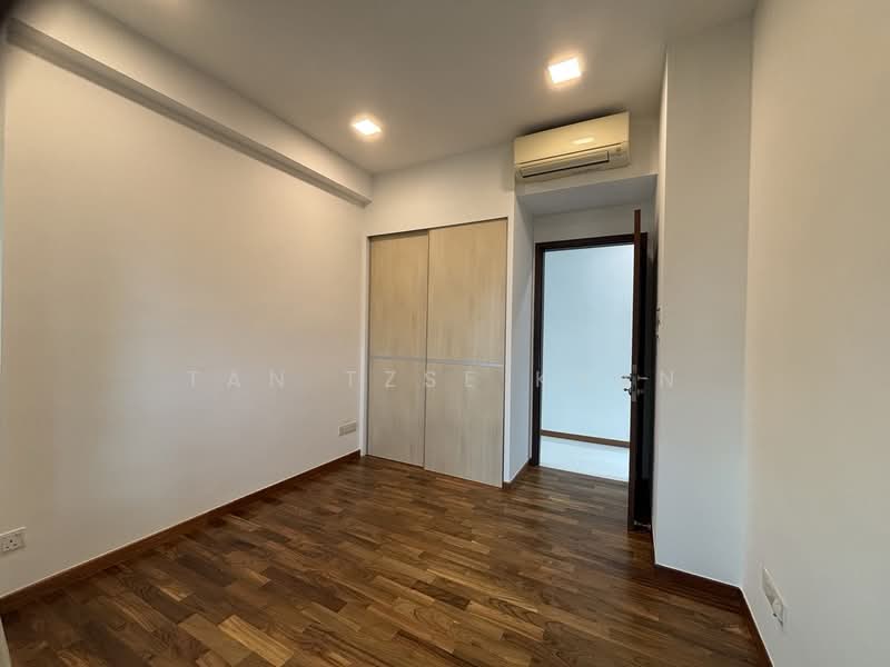 Crystal Heights, 75 Pasir Panjang Hill, 3 Bedrooms, 1,109 sqft, Apartment For Rent, by Tan Tzse Kyan, 500230598 - Bedroom - PropertyGuru.com.sg