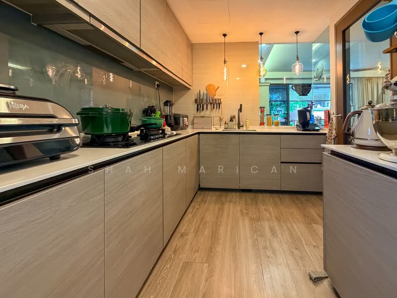 Bellewoods, 116 Woodlands Avenue 5, 4 Bedrooms, 1,345 sqft, Executive Condominium For Sale, by Shah Marican, 500230601 - Kitchen - PropertyGuru.com.sg
