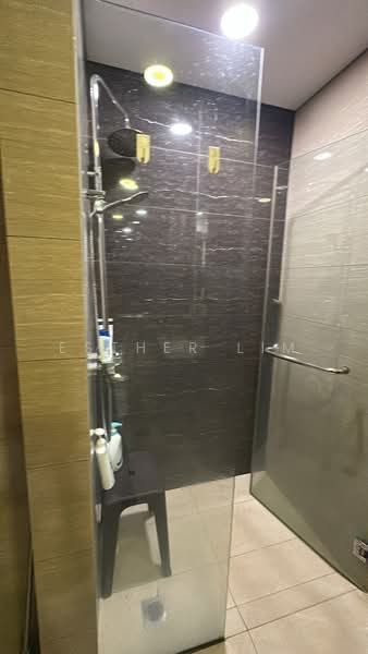 The Promenade @ Pelikat, 183 Jalan Pelikat, 2 Bedrooms, 807 sqft, Condominium For Rent, by Esther Lim, 500230612 - Bathroom - PropertyGuru.com.sg