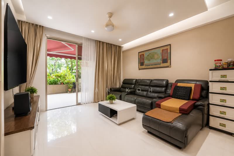 Castle Green, 485 Yio Chu Kang Road, 2 Bedrooms, 1,302 sqft, Condominium For Sale, by Jean Koh, 500230620 - Living Room - PropertyGuru.com.sg