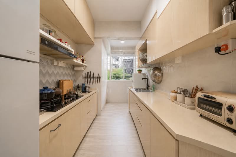 Castle Green, 485 Yio Chu Kang Road, 2 Bedrooms, 1,302 sqft, Condominium For Sale, by Jean Koh, 500230620 - Kitchen - PropertyGuru.com.sg