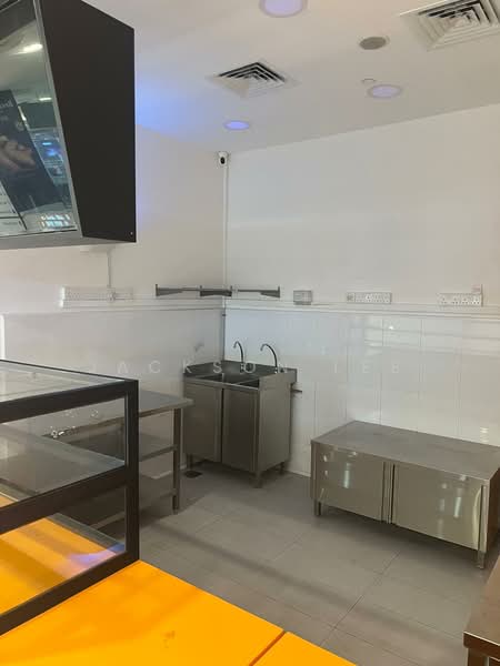 Wisteria Mall, Yishun Avenue 4, Sembawang / Yishun, 775 sqft, Mall Shop For Rent, by Jackson Lee, 500230624 - Interior - CommercialGuru.com.sg