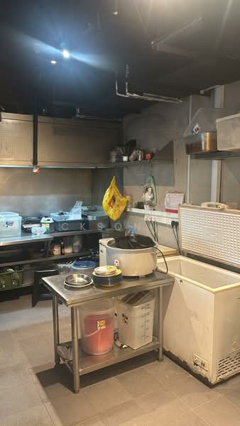 Wisteria Mall, Yishun Avenue 4, Sembawang / Yishun, 775 sqft, Mall Shop For Rent, by Jackson Lee, 500230624 - Kitchen - CommercialGuru.com.sg