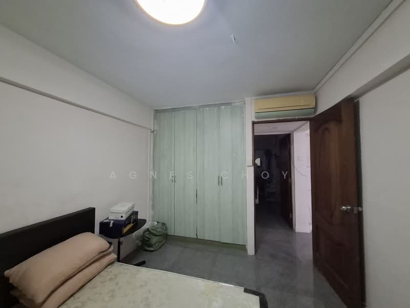 523 Ang Mo Kio Avenue 5, 523 Ang Mo Kio Avenue 5, 2 Bedrooms, 732 sqft, HDB Flat For Rent, by Agnes Choy, 500230625 - Bedroom - PropertyGuru.com.sg